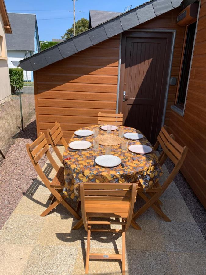 Chaleureux Chalet En Bord De Mer Мервил-Франсвил-Плаж Екстериор снимка